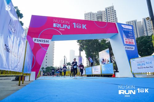 Race photo from Nu Skin Run 10K