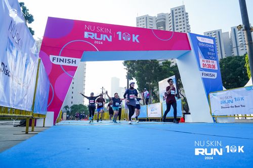 Race photo from Nu Skin Run 10K