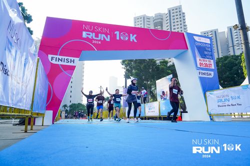 Race photo from Nu Skin Run 10K