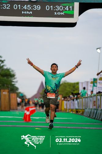Race photo from Arutmin Borneo Run 2024