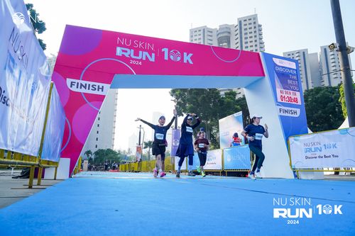 Race photo from Nu Skin Run 10K