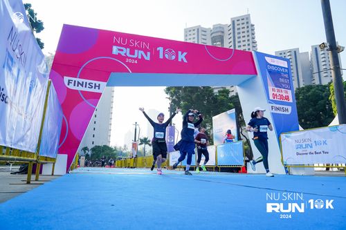 Race photo from Nu Skin Run 10K