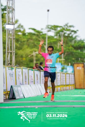 Race photo from Arutmin Borneo Run 2024