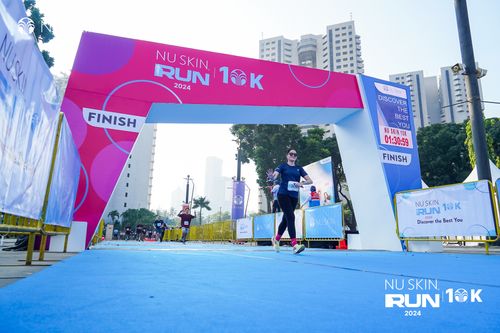 Race photo from Nu Skin Run 10K