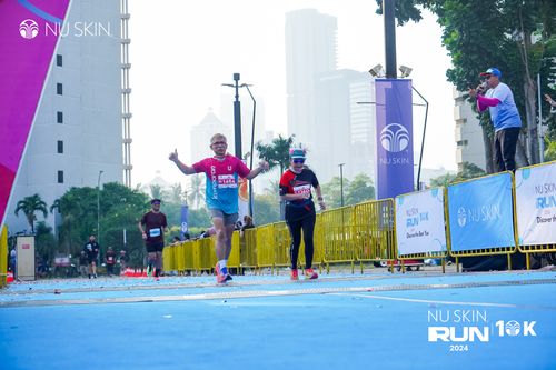 Race photo from Nu Skin Run 10K