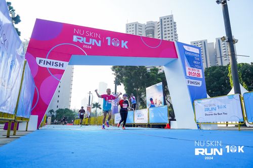 Race photo from Nu Skin Run 10K