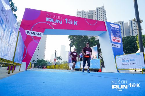 Race photo from Nu Skin Run 10K