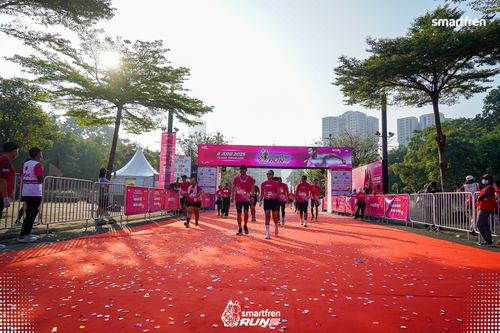 Race photo from Smartfren Run 2025 
