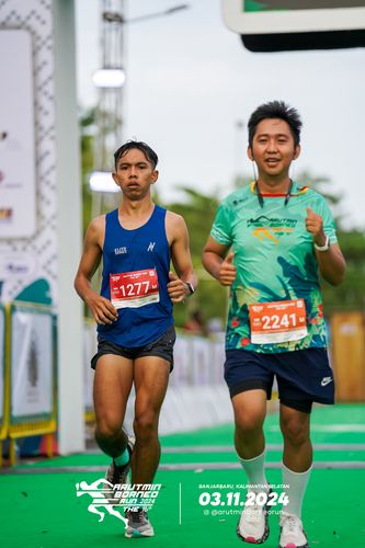 Race photo from Arutmin Borneo Run 2024
