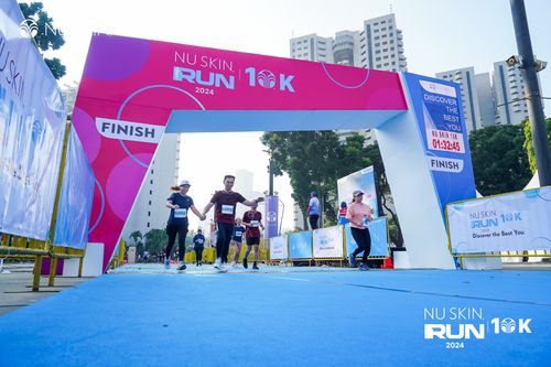 Race photo from Nu Skin Run 10K