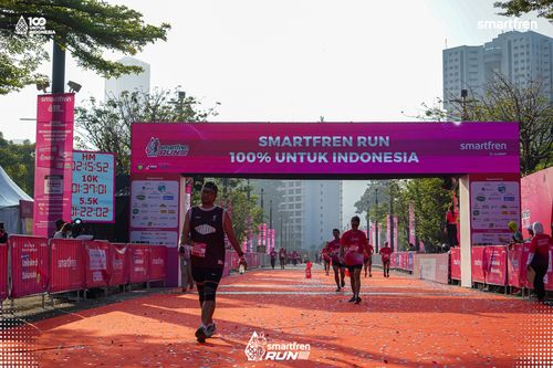 Race photo from Smartfren Run 2025 