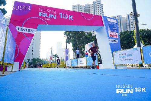 Race photo from Nu Skin Run 10K