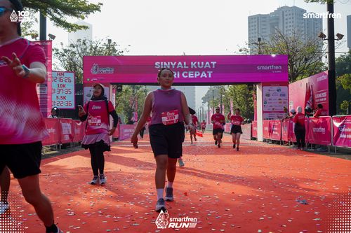 Race photo from Smartfren Run 2025 