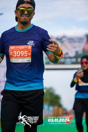 Race photo from Arutmin Borneo Run 2024