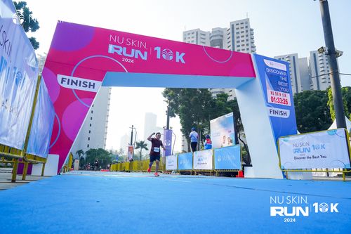 Race photo from Nu Skin Run 10K