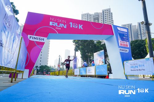 Race photo from Nu Skin Run 10K