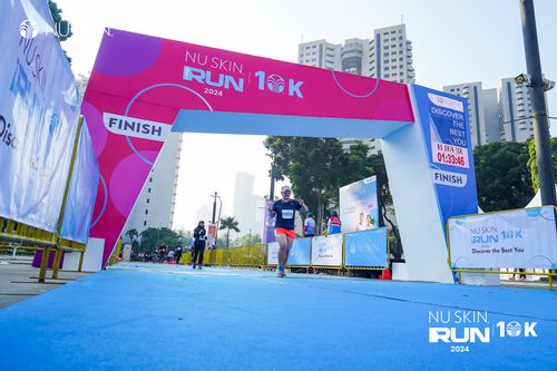 Race photo from Nu Skin Run 10K