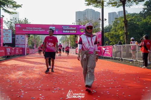 Race photo from Smartfren Run 2025 