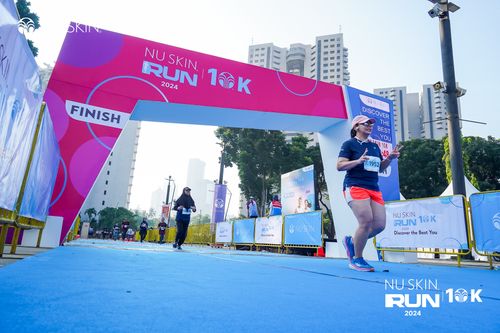 Race photo from Nu Skin Run 10K