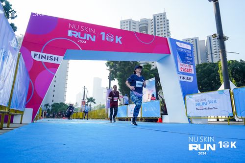 Race photo from Nu Skin Run 10K