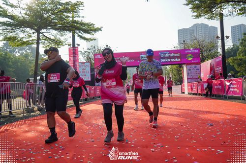 Race photo from Smartfren Run 2025 