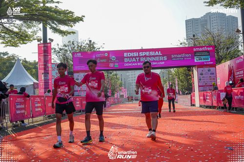 Race photo from Smartfren Run 2025 