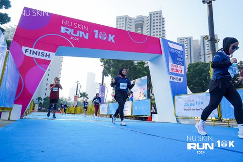 Race photo from Nu Skin Run 10K