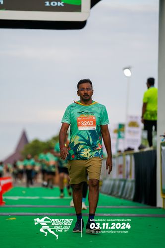 Race photo from Arutmin Borneo Run 2024
