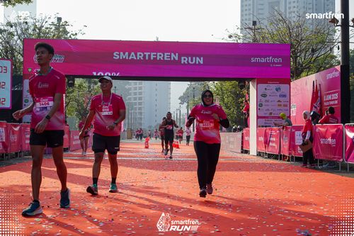 Race photo from Smartfren Run 2025 