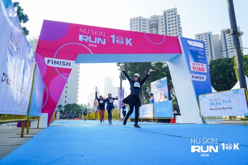 Race photo from Nu Skin Run 10K