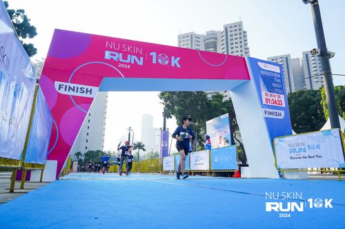 Race photo from Nu Skin Run 10K