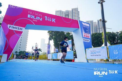 Race photo from Nu Skin Run 10K
