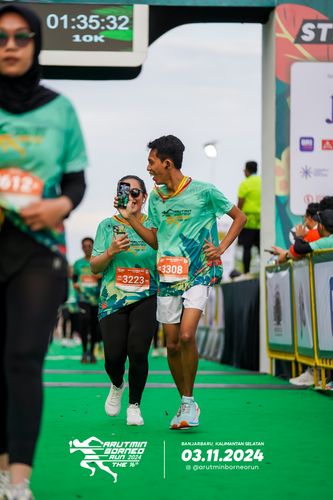Race photo from Arutmin Borneo Run 2024
