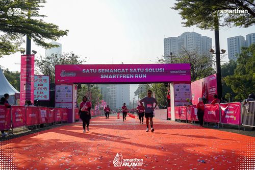 Race photo from Smartfren Run 2025 
