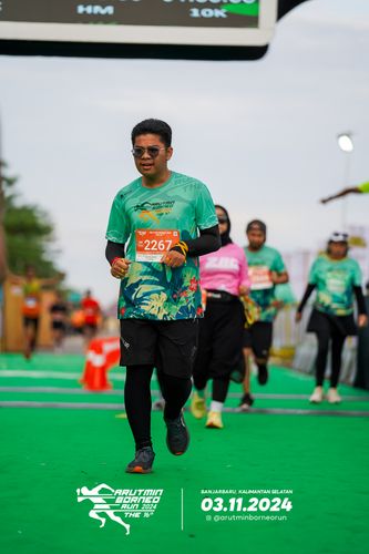 Race photo from Arutmin Borneo Run 2024