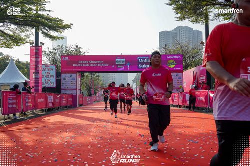 Race photo from Smartfren Run 2025 