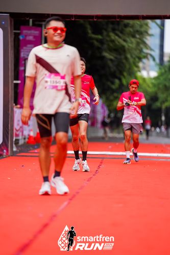 Race photo from Smartfren Run 2024