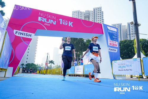 Race photo from Nu Skin Run 10K