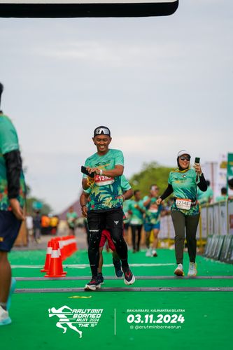 Race photo from Arutmin Borneo Run 2024