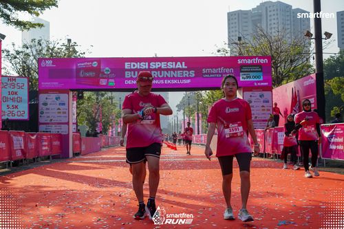 Race photo from Smartfren Run 2025 