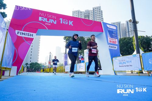 Race photo from Nu Skin Run 10K