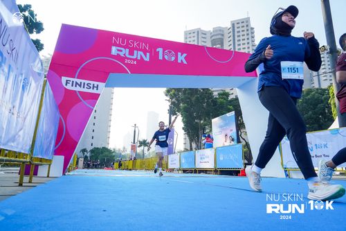 Race photo from Nu Skin Run 10K