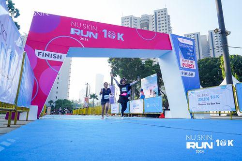 Race photo from Nu Skin Run 10K