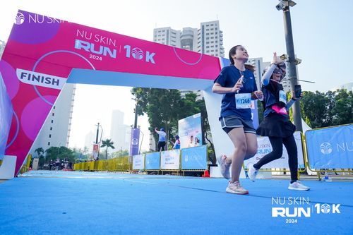 Race photo from Nu Skin Run 10K