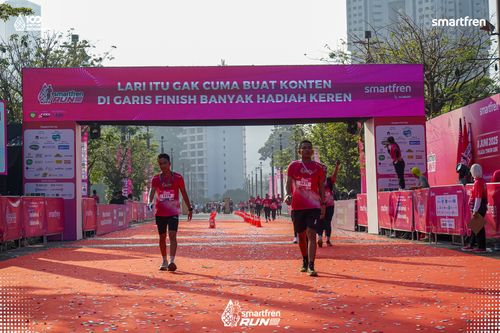 Race photo from Smartfren Run 2025 