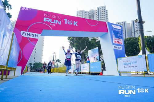 Race photo from Nu Skin Run 10K