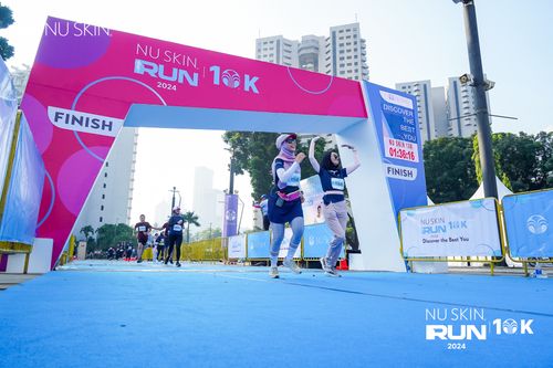 Race photo from Nu Skin Run 10K