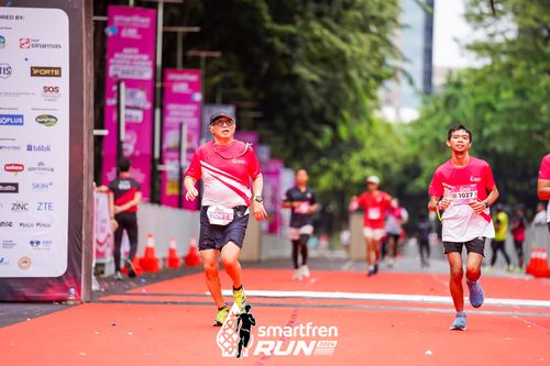 Race photo from Smartfren Run 2024