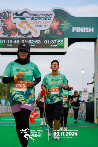 Race photo from Arutmin Borneo Run 2024