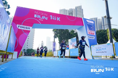 Race photo from Nu Skin Run 10K